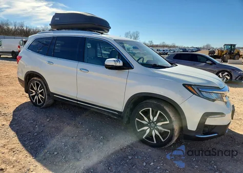2019 Honda Pilot Touring z USA, uszkodzony, nr VIN 5FNYF6H94KB039511